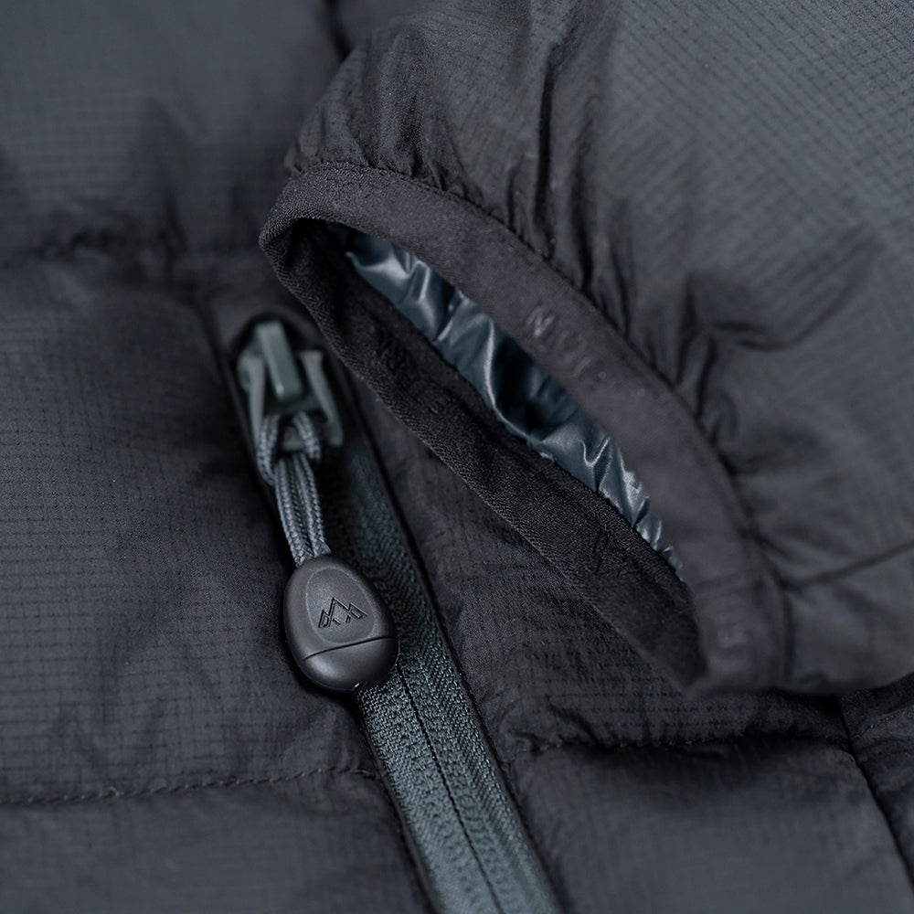 Fjern Mens Arktis III Down Hooded Jacket (Black/Charcoal)