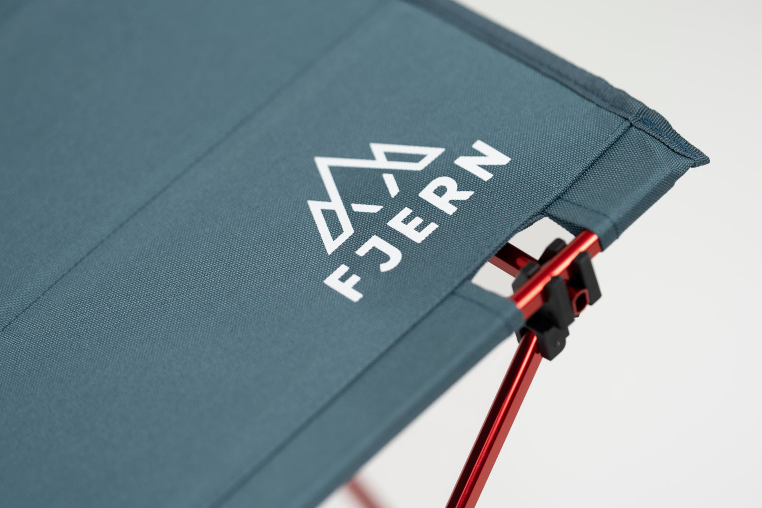 Fjern Utendørs Lightweight Camping Table (Orion Blue)