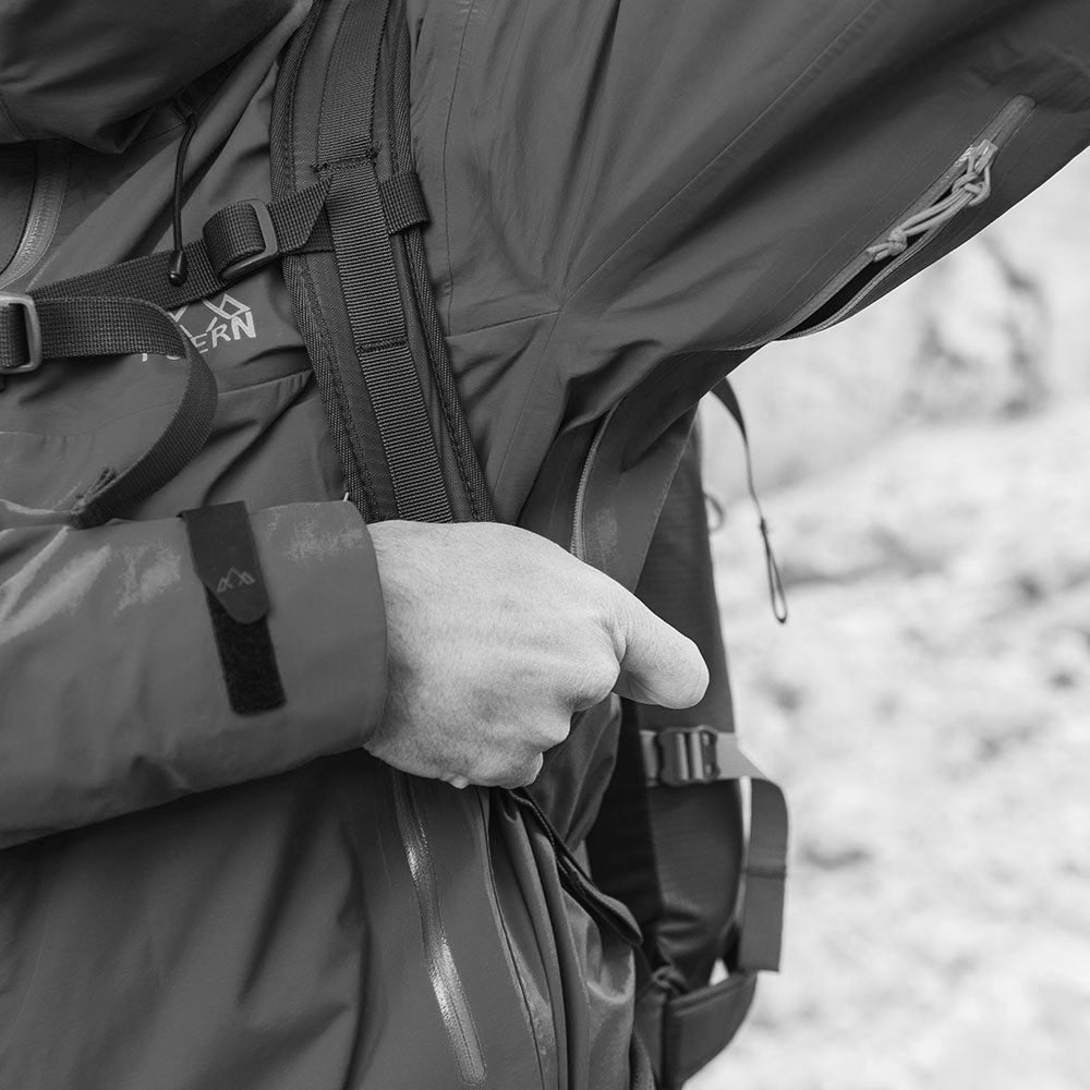 Fjern - Mens Orkan Waterproof Shell Jacket (Pine/Green) | Face the harshest alpine challenges with confidence in the Orkan jacket, engineered to excel in extreme conditions