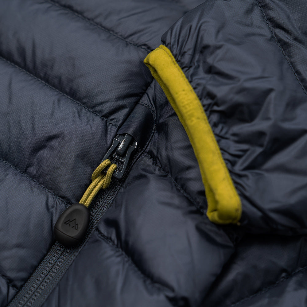 Fjern - Womens Aktiv Down Hooded Jacket (Storm Grey/Lime) | Venture further with the Aktiv, a versatile and lightweight insulated layer that offers exceptional warmth in a compact package