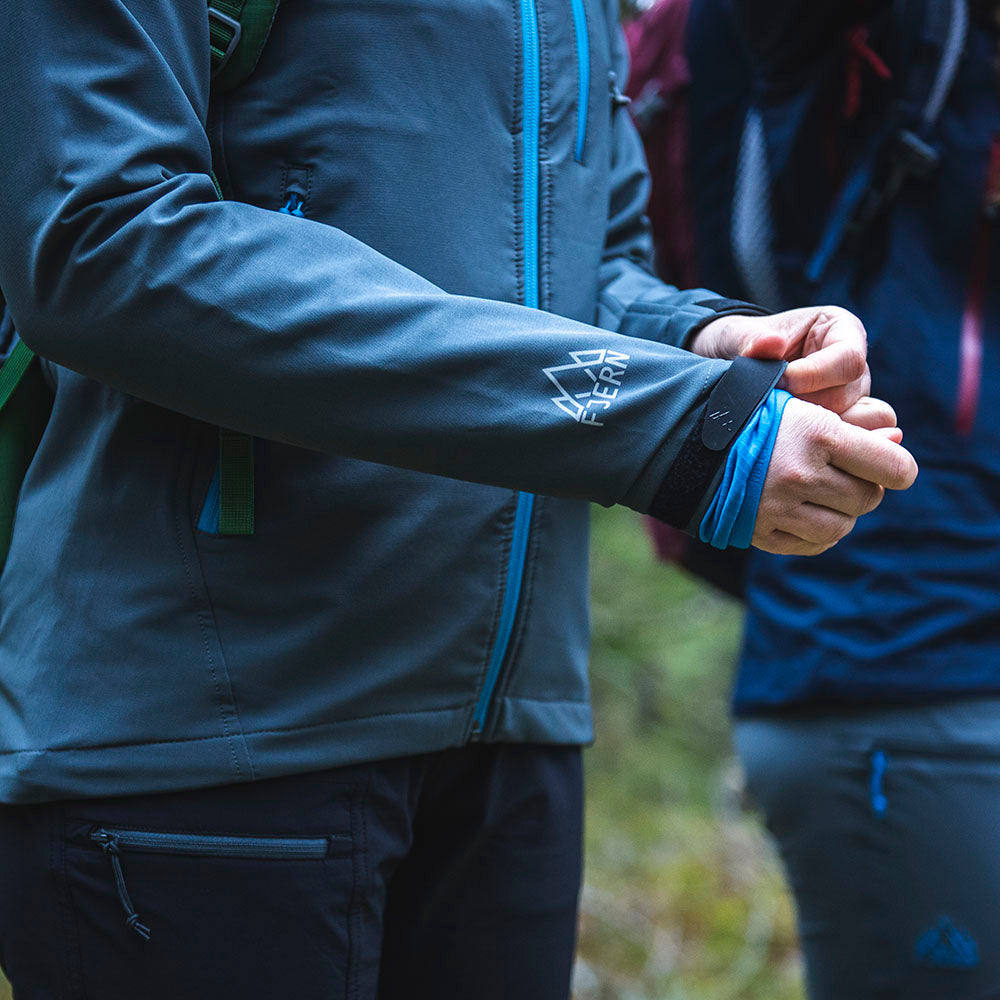 Cobalt) | Conquer the mountains with the Grenser softshell, the ultimate jacket for alpine adventures