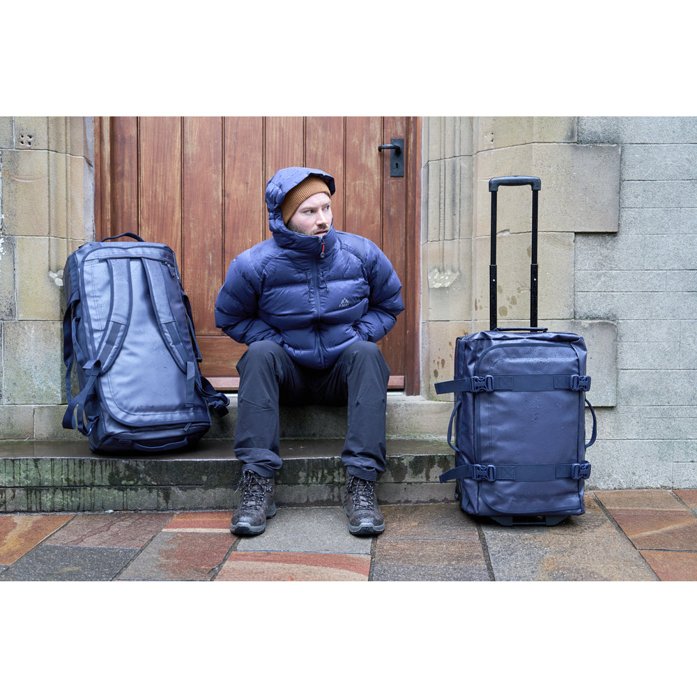Fjern | Flytta 40L Voyager Cabin Duffle (Midnight)