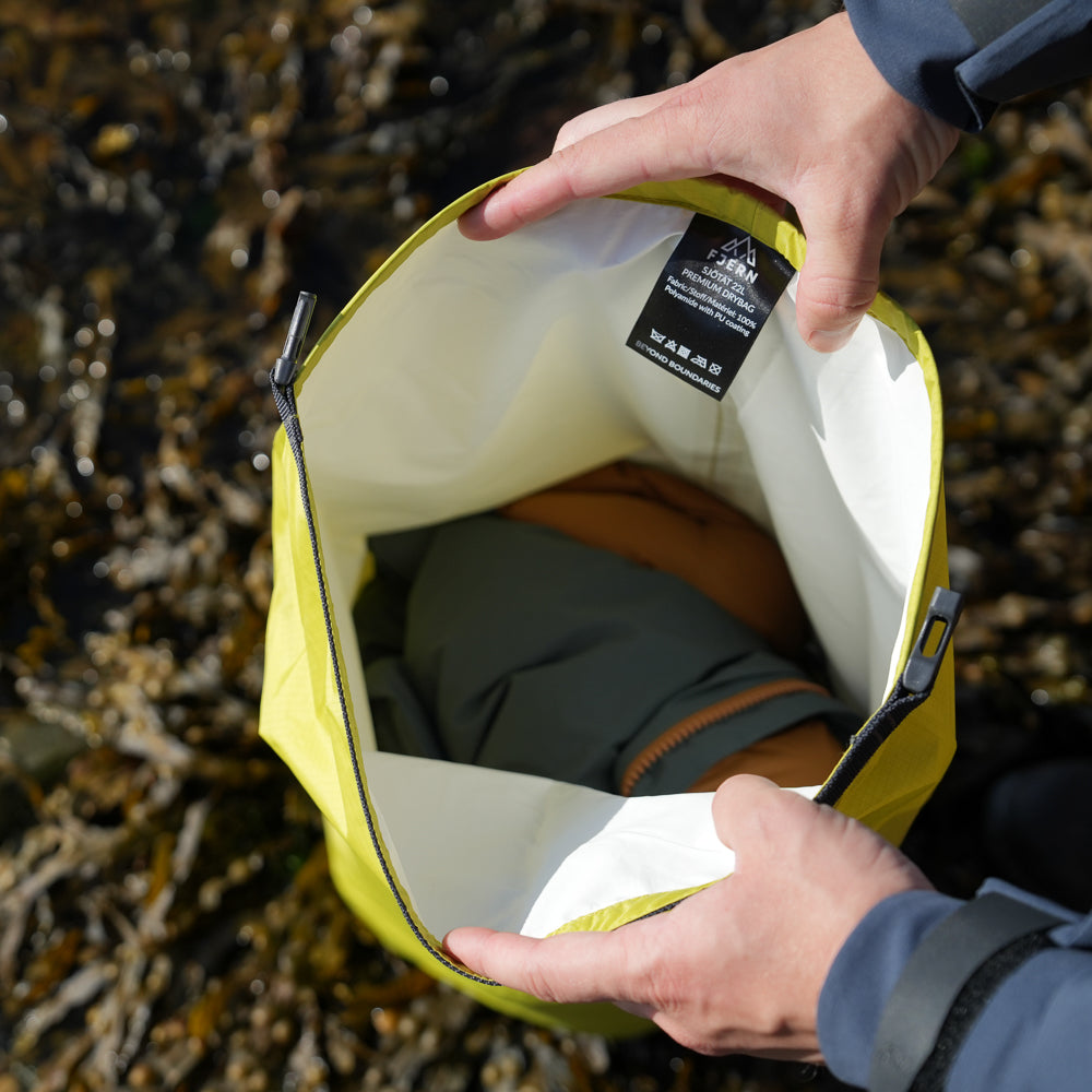 Fjern Sjötät 22L Premium Dry Bag (Citrus)
