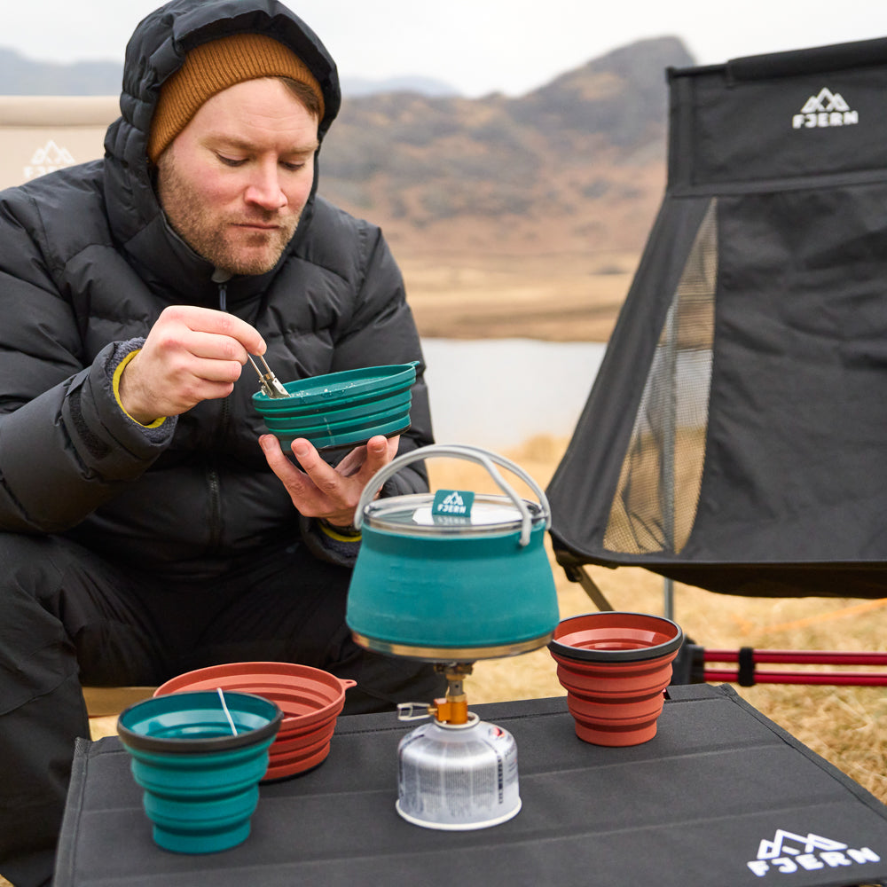 Fjern Utendørs Lightweight Camping Table (Black)