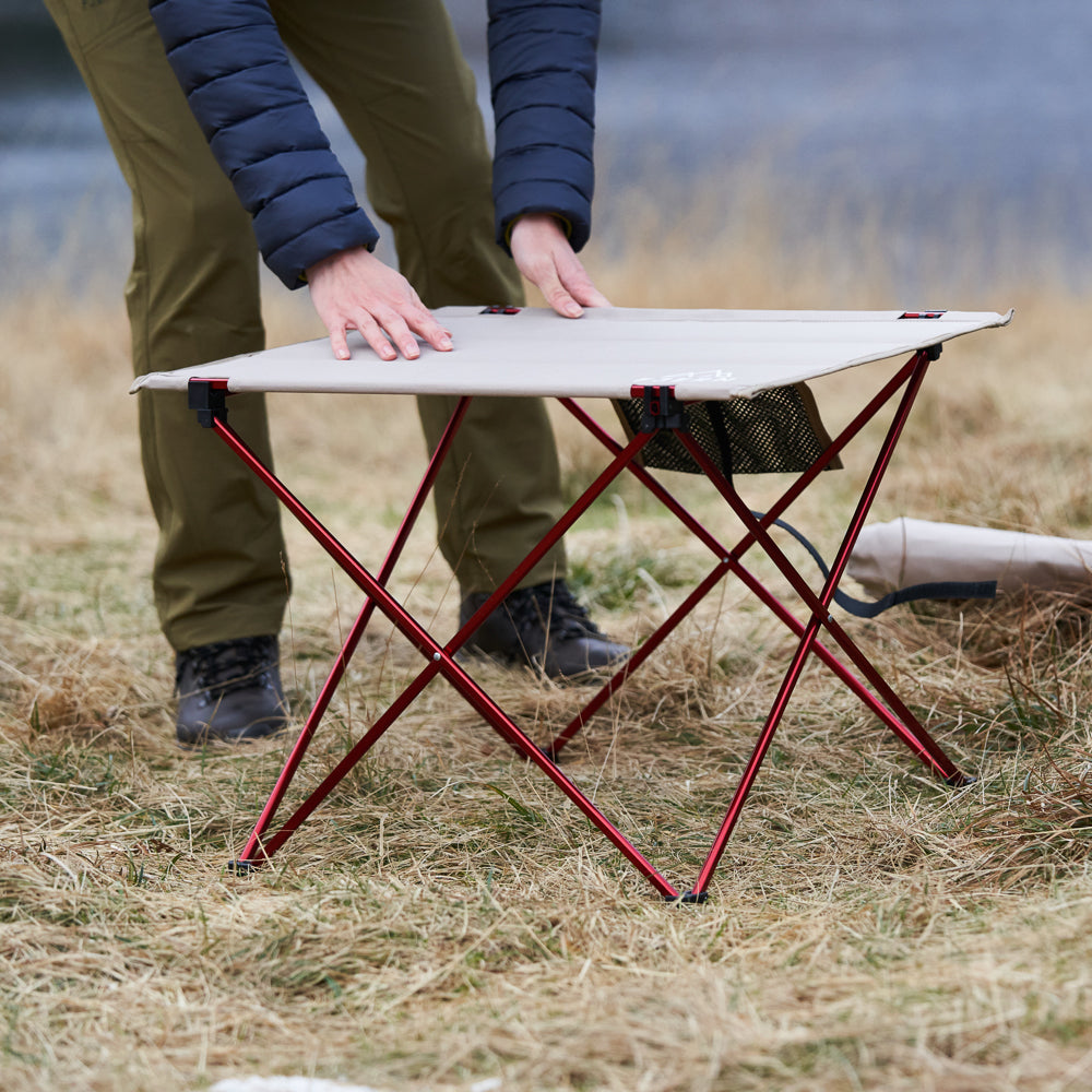 Fjern Utendørs Lightweight Camping Table (Sand)