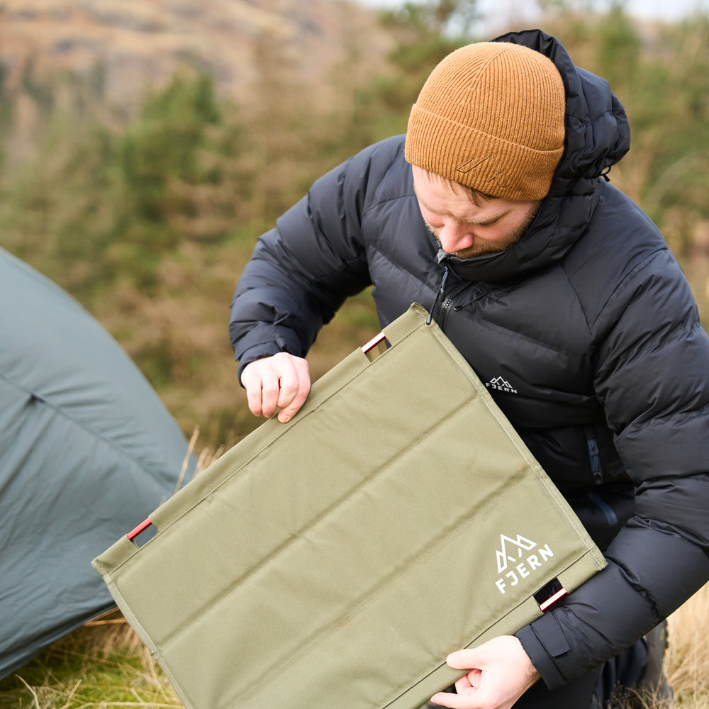 Fjern Utendørs Lightweight Camping Table (Thyme)