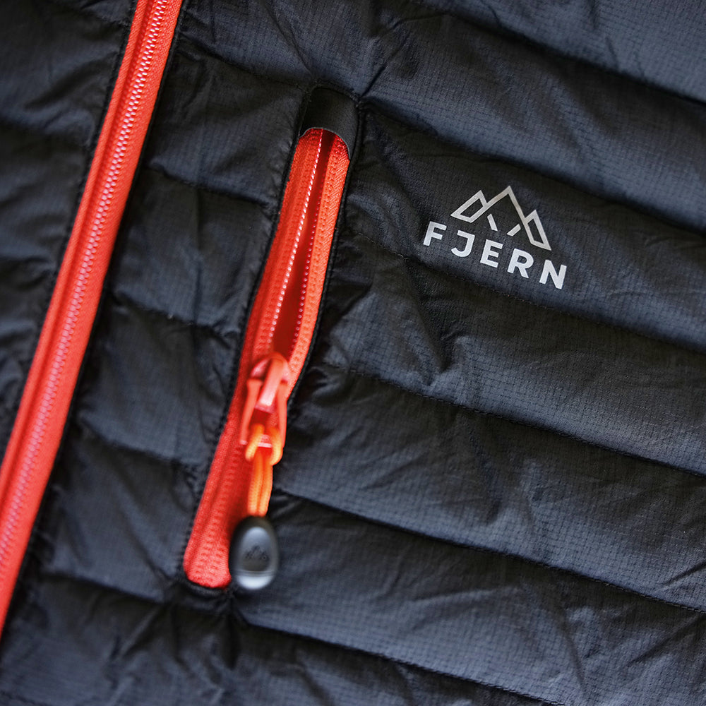 Fjern Mens Aktiv II Down Hooded Jacket (Black/Orange)