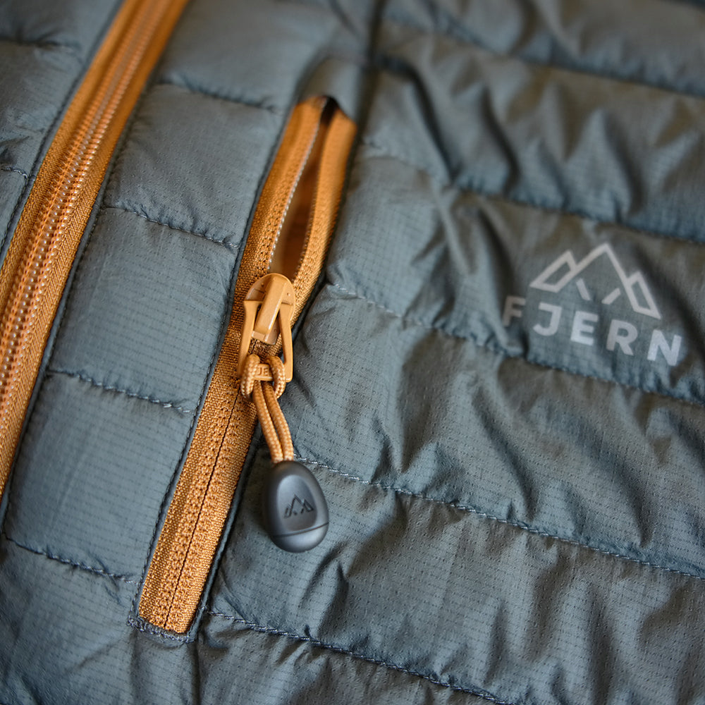Fjern Mens Aktiv II Down Hooded Jacket (Urban Chic/Mustard)