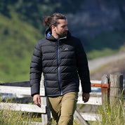 Fjern Mens Arktis III Down Hooded Jacket (Black/Poseidon)
