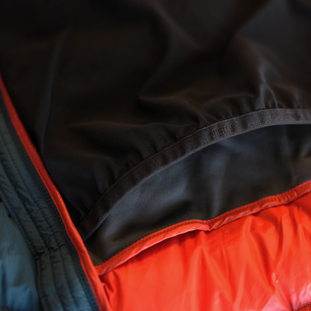 Fjern Mens Arktis III Down Hooded Jacket (Petrol/Orange)