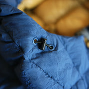 Fjern Mens Arktis III Down Hooded Jacket (Poseidon/Harvest Gold)