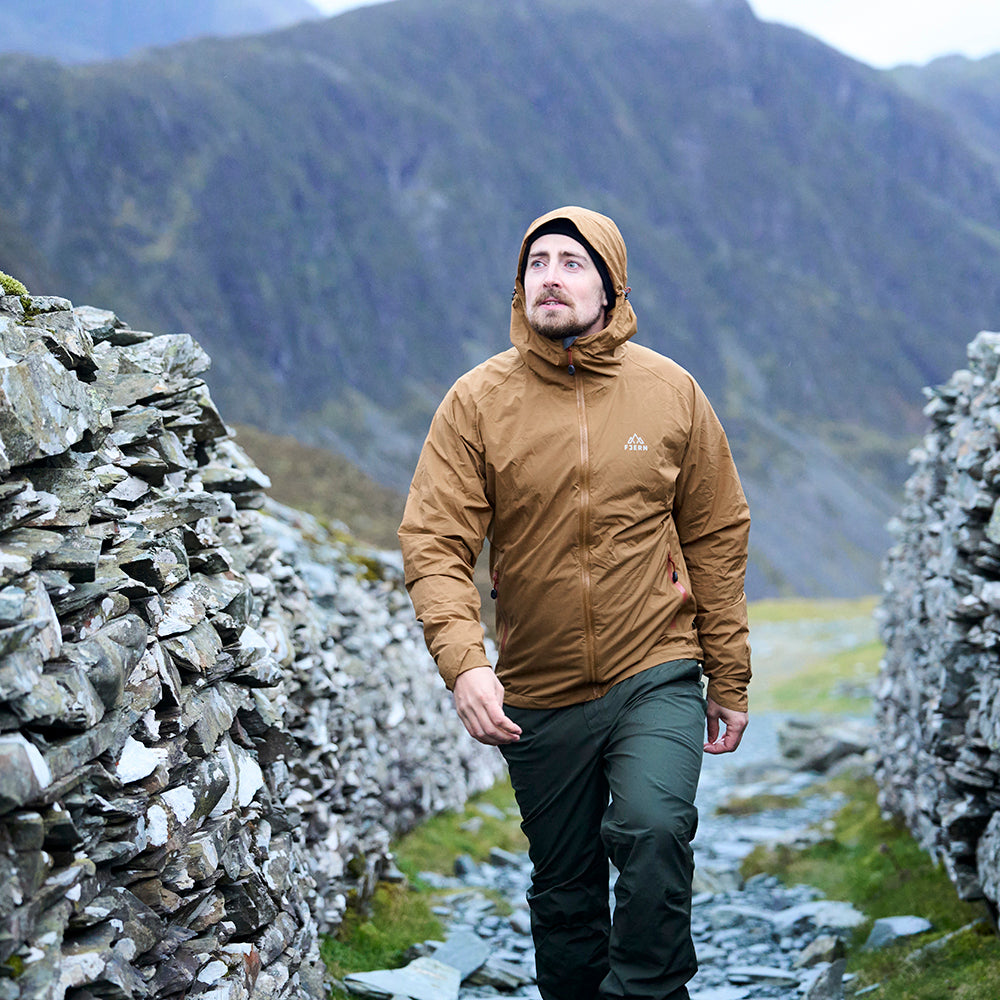 Mens Aventyr 2.5L Waterproof Packable Jacket (Mustard/Spice)