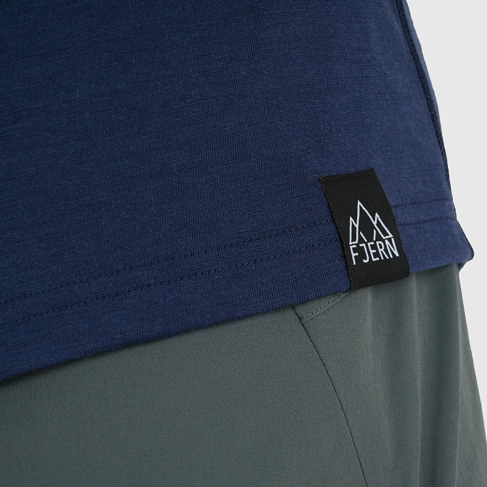Mens Catch The Wild Merino Blend T-Shirt (Navy/Mineral Blue)