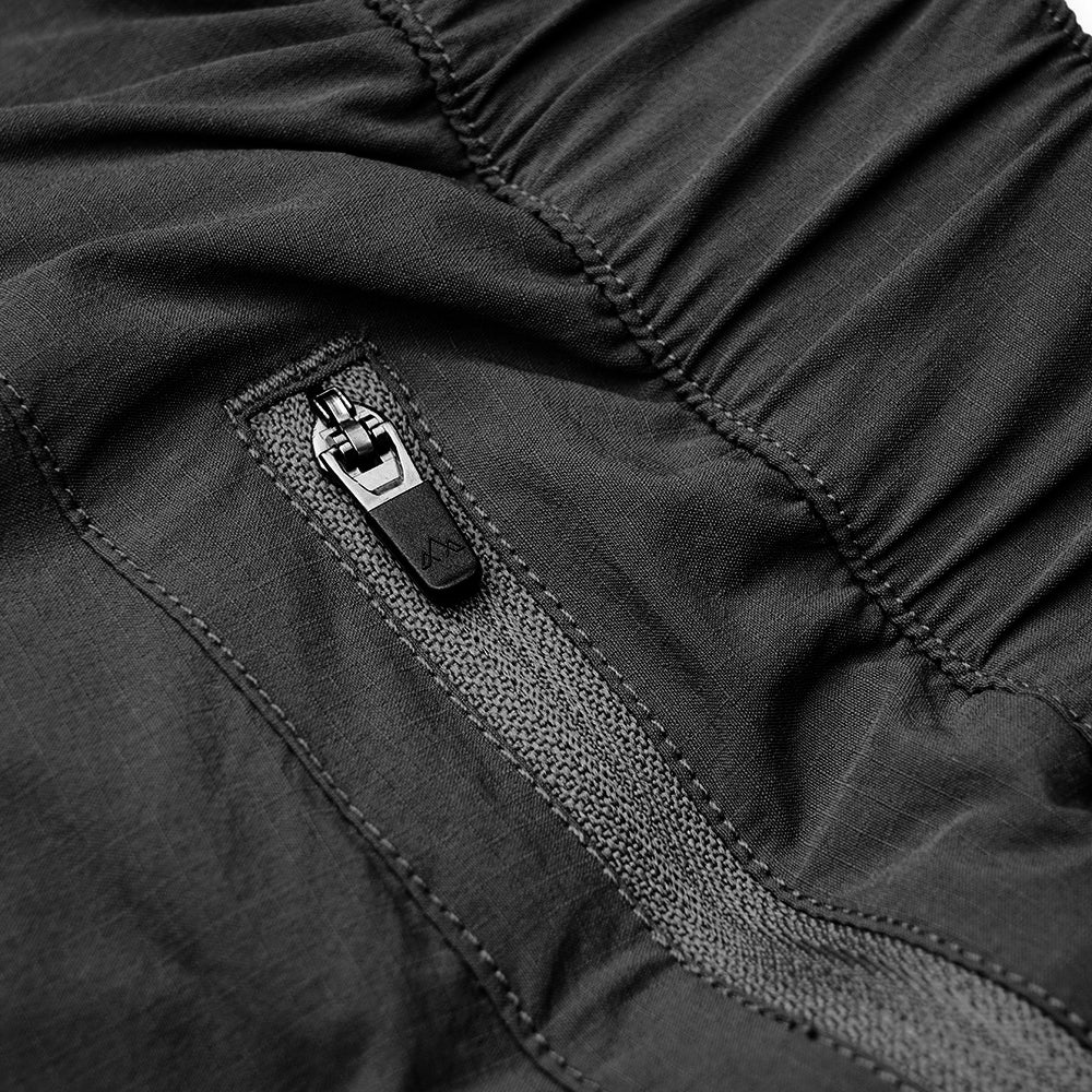 Mens Skarn Lightweight Shorts (Black)