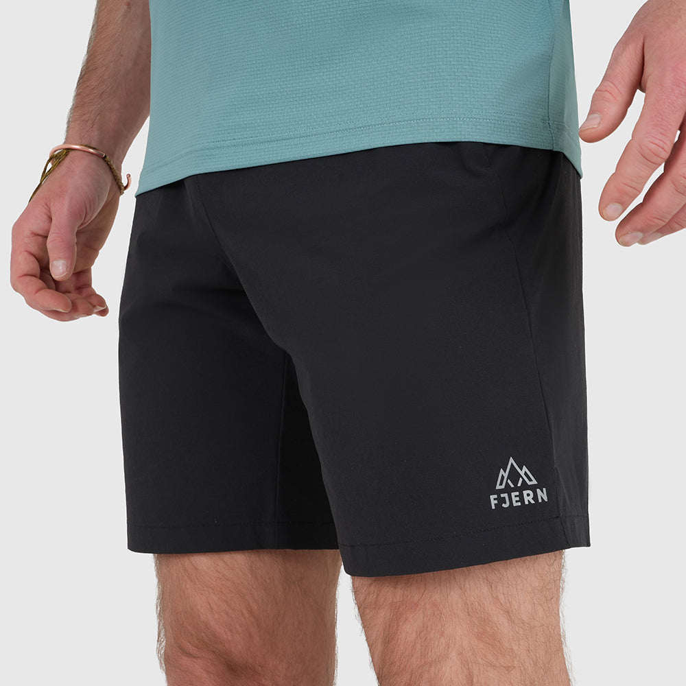 Mens Skarn Lightweight Shorts (Black)