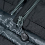 Fjern Womens Arktis III Down Hooded Jacket (Black/Charcoal)