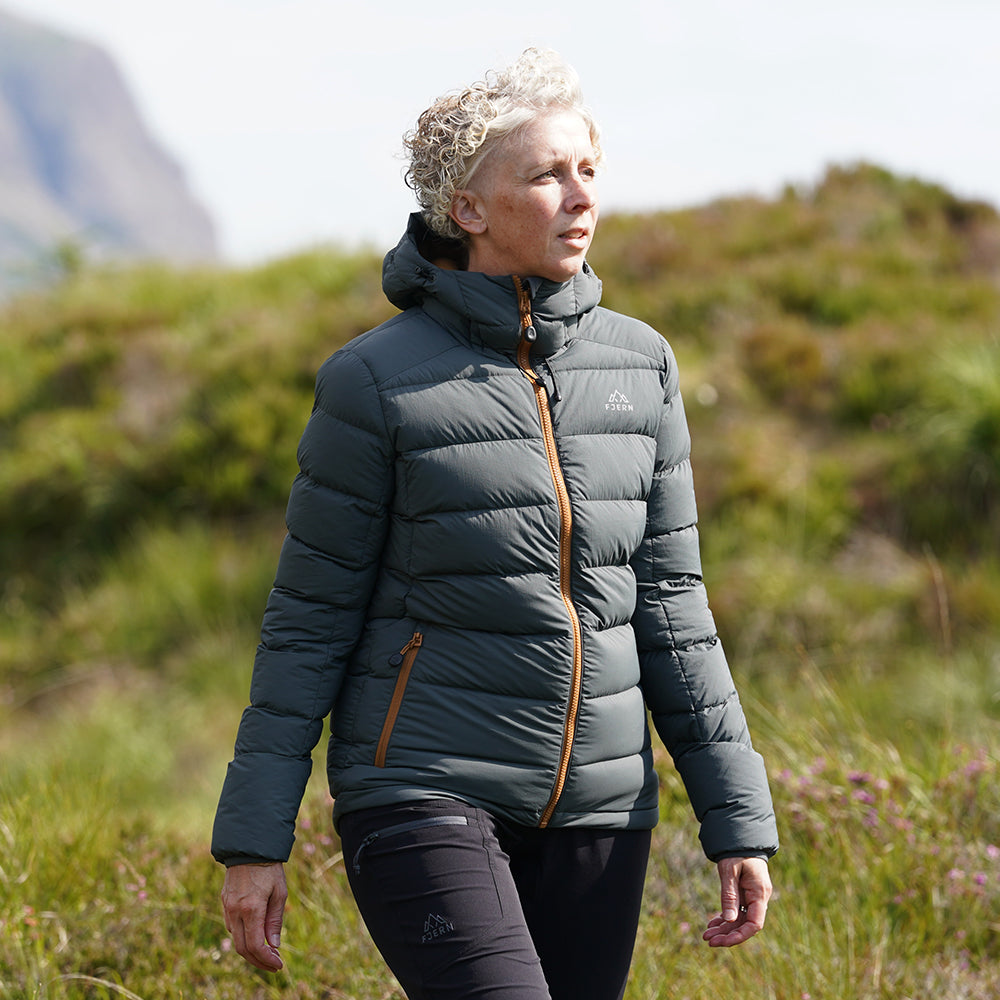 Womens Arktis III Down Hooded Jacket (Urban Chic/Mustard) Fjern