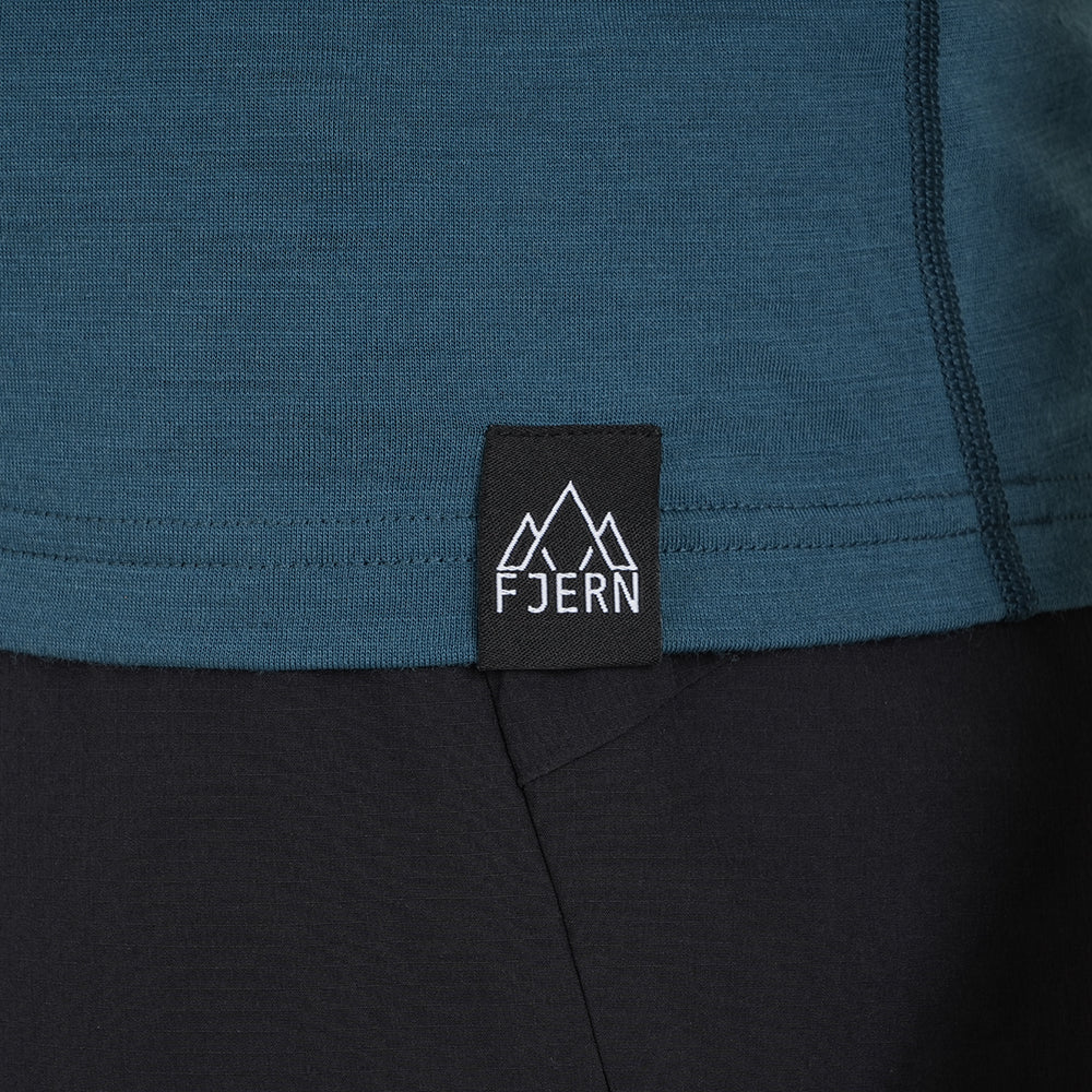 Womens Catch The Wild Merino Blend T-Shirt (Petrol/Arctic)