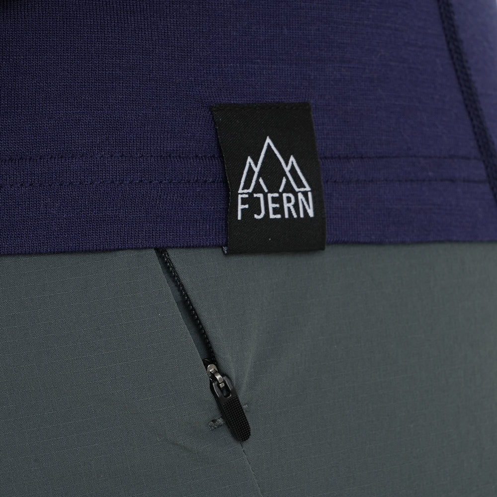 Womens Landscape Merino Blend T-Shirt (Navy/Mineral Blue)