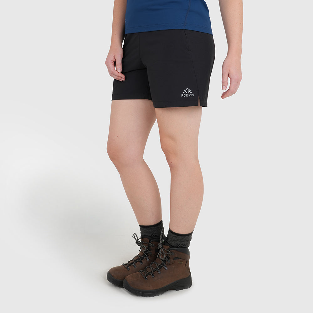 Womens Skarn Lightweight Shorts (Black)