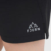 Womens Skarn Lightweight Shorts (Black)