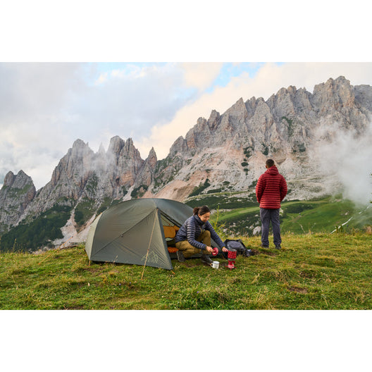 Fjern - Gökotta 2 Tent (Thyme) | Enhance your mountain adventures with the Gokotta 2, an ultra-light, two-person tent designed for fast and light trips