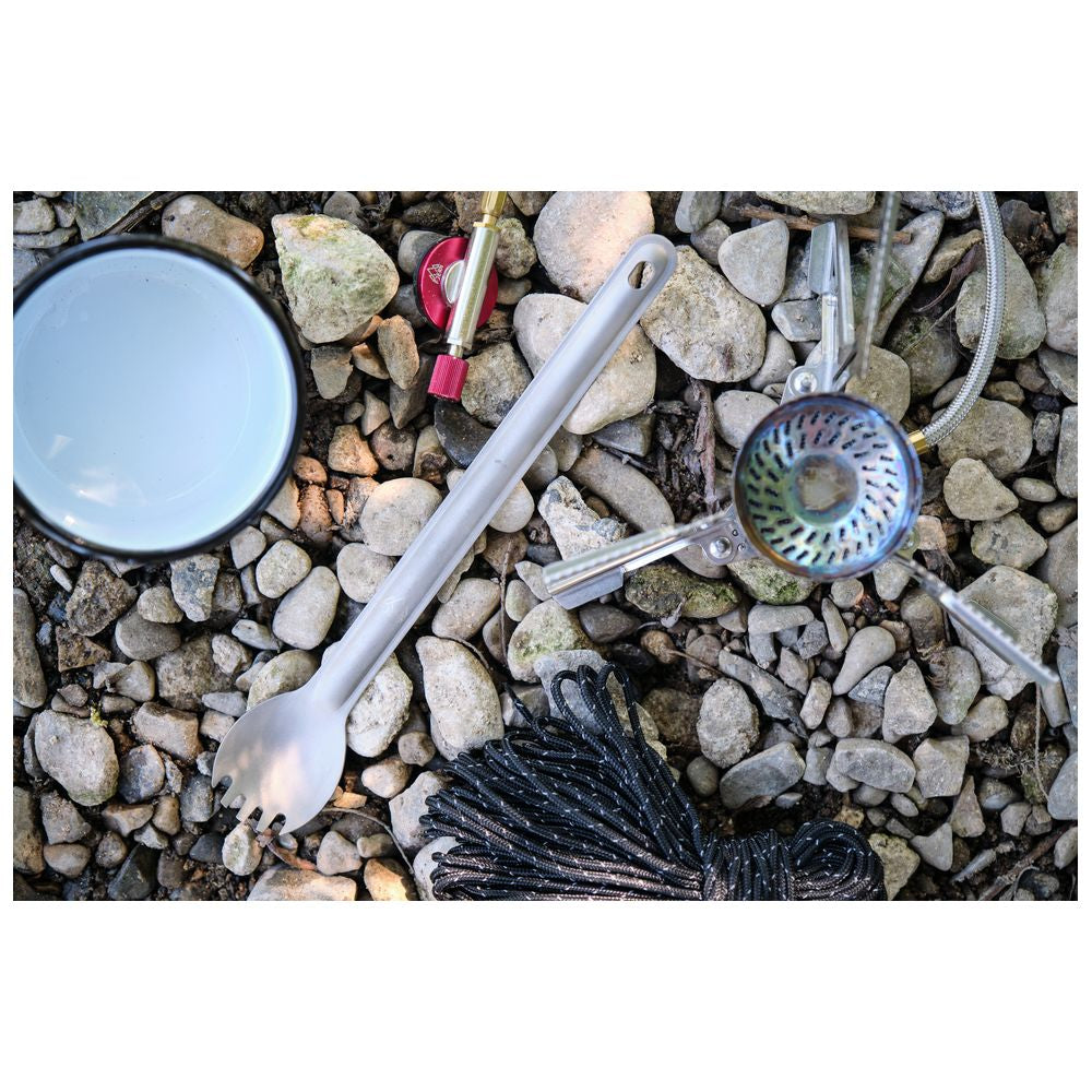 Fjern - Fjork Titanium Long Forked Spoon (Silver) | Our lightweight long-handled forked spoon is an essential tool for deep pots and food packets