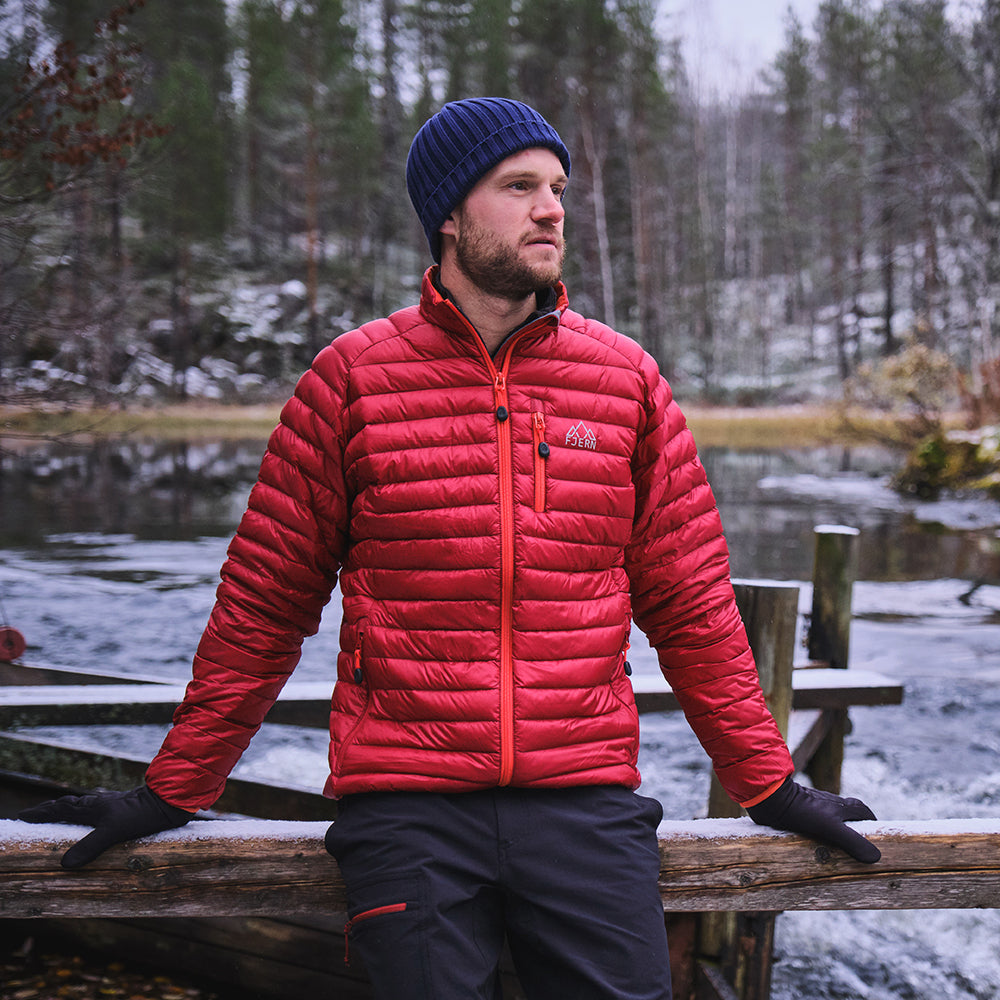 Fjern - Mens Aktiv Down Hoodless Jacket (Raspberry Red/Orange) | Venture further with the Aktiv, a versatile and lightweight insulated layer that offers exceptional warmth in a compact package