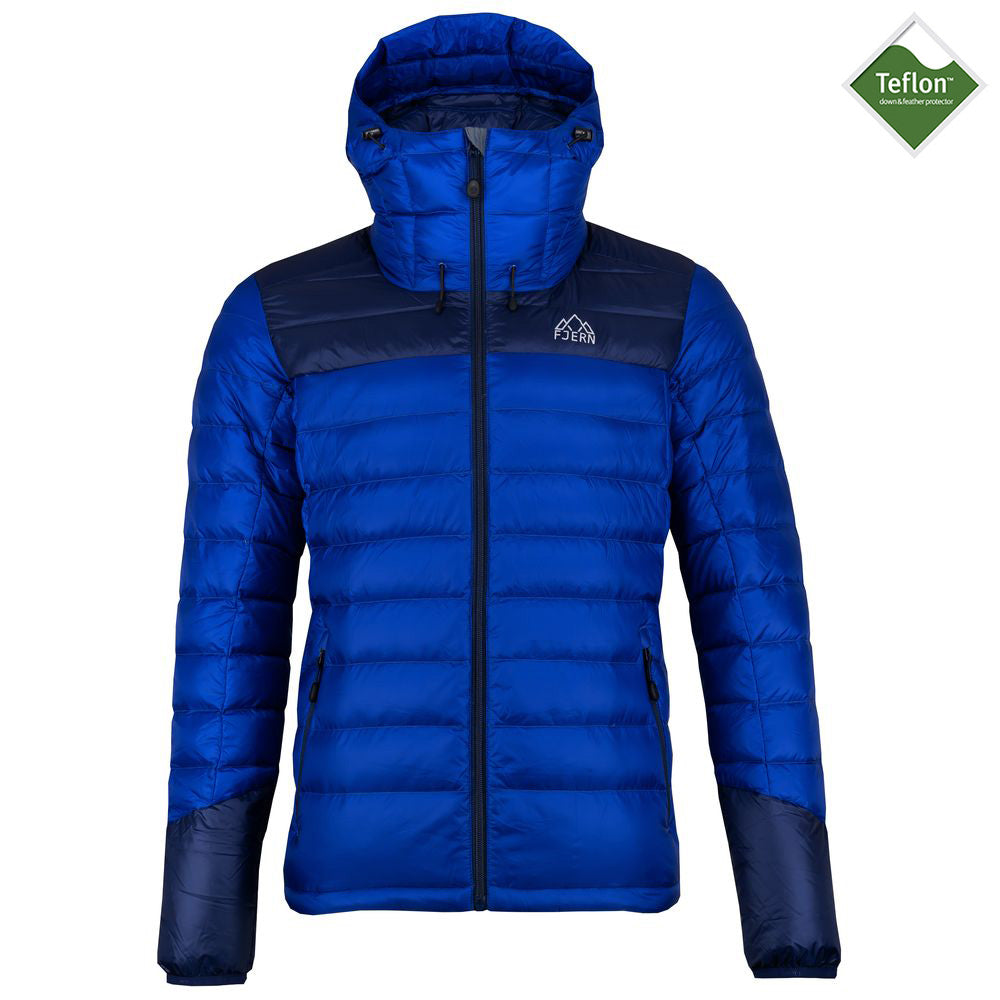 Navy) | The Arktis II is an incredibly versatile insulated layer that stands strong in brutal conditions