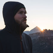 Fjern - Mens Breen Insulated Jacket (Navy/Rust) | The Breen is a fully featured powerhouse designed to conquer the harshest weather conditions