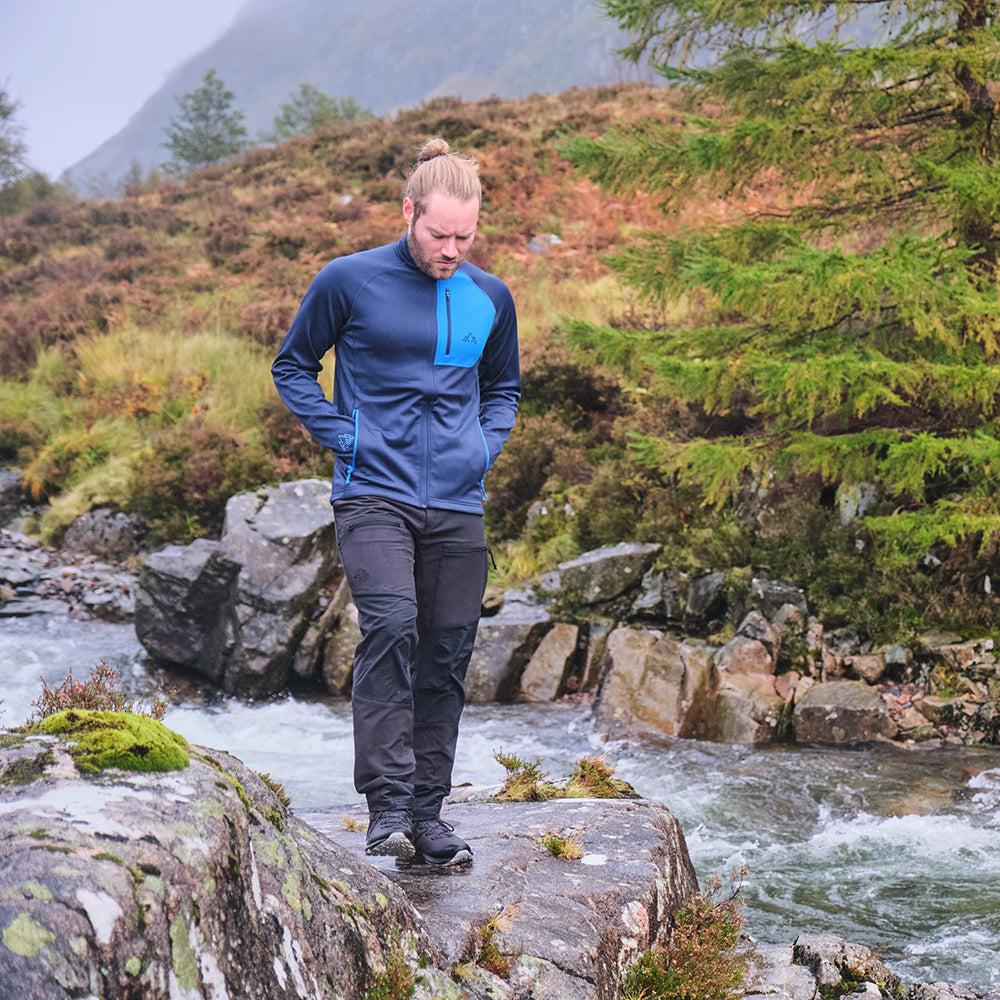 Cobalt) | Designed for the unpredictable alpine conditions, the Bresprekk features Thermal Stretch Grid Fleece that offers exceptional warmth, breathability, and a comfortable fit