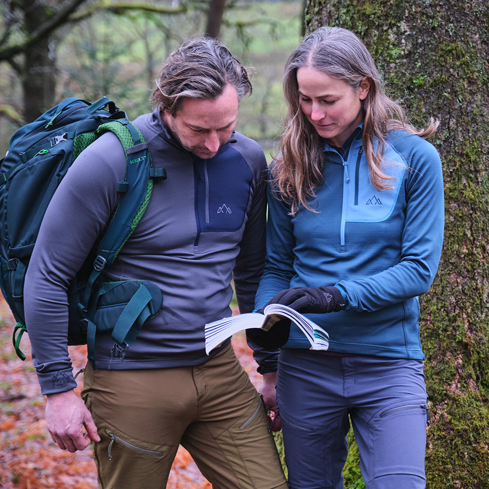 Navy) | Designed to meet the demands of ever-changing alpine conditions, the Bresprekk functions as both a winter baselayer and a lightweight midlayer