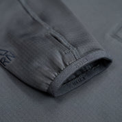 Fjern - Mens Bresprekk Half Zip Grid Fleece (Charcoal/Navy) | Designed to meet the demands of ever-changing alpine conditions, the Bresprekk functions as both a winter baselayer and a lightweight midlayer