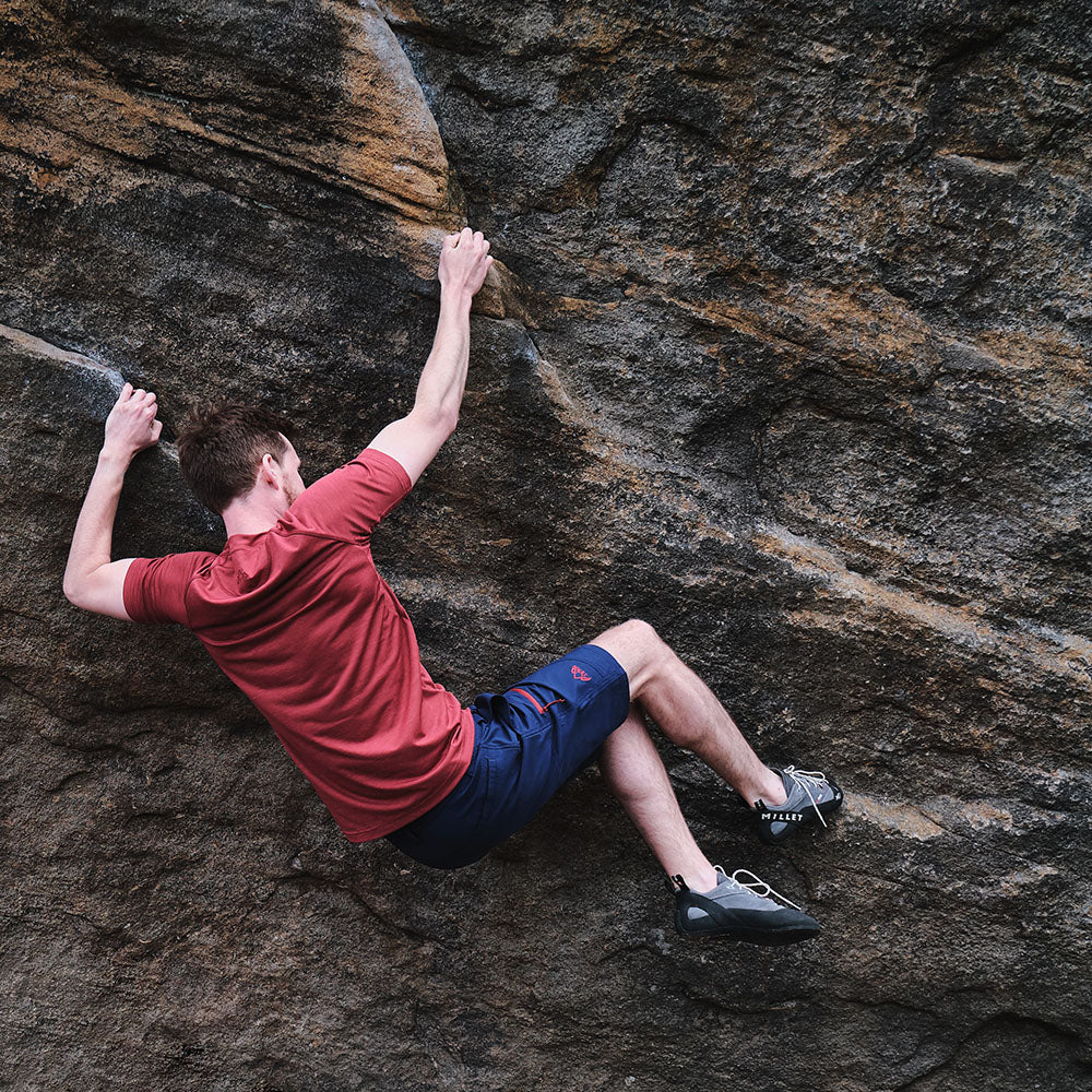 Fjern - Mens Klatring Softshell Shorts (Navy) | Our Klatring Shorts are designed for the avid hiker and adventurer