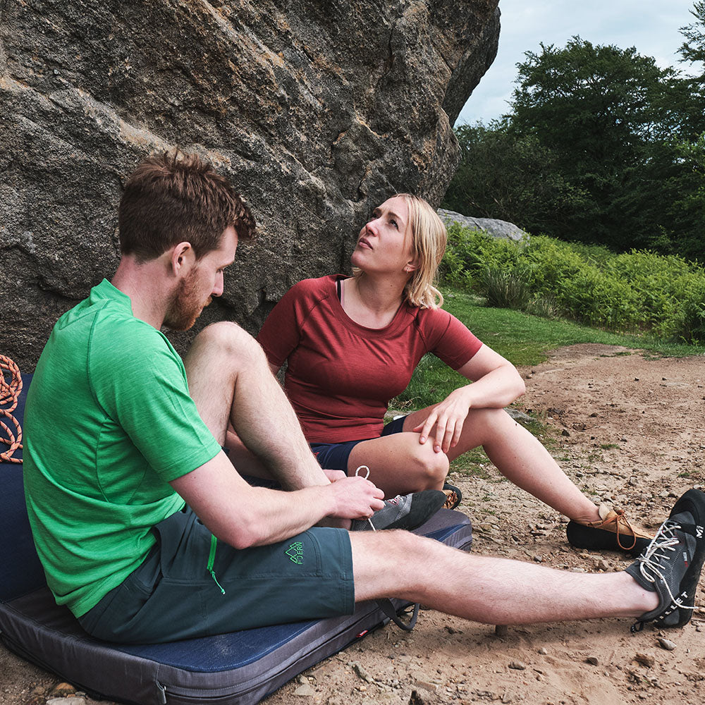 Fjern - Mens Klatring Softshell Shorts (Pine) | Our Klatring Shorts are designed for the avid hiker and adventurer