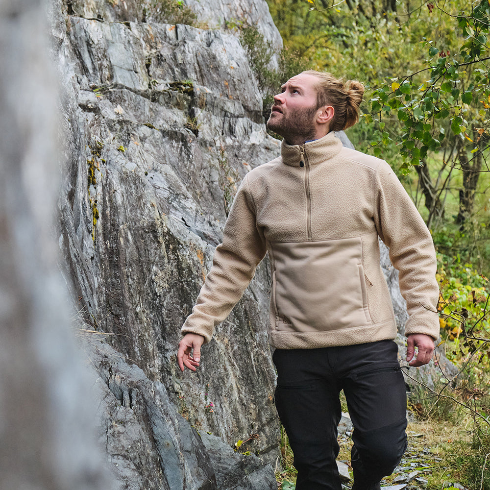 Grey Brown) | The Mysig Eco Fleece is your essential mid-layer for every outdoor adventure