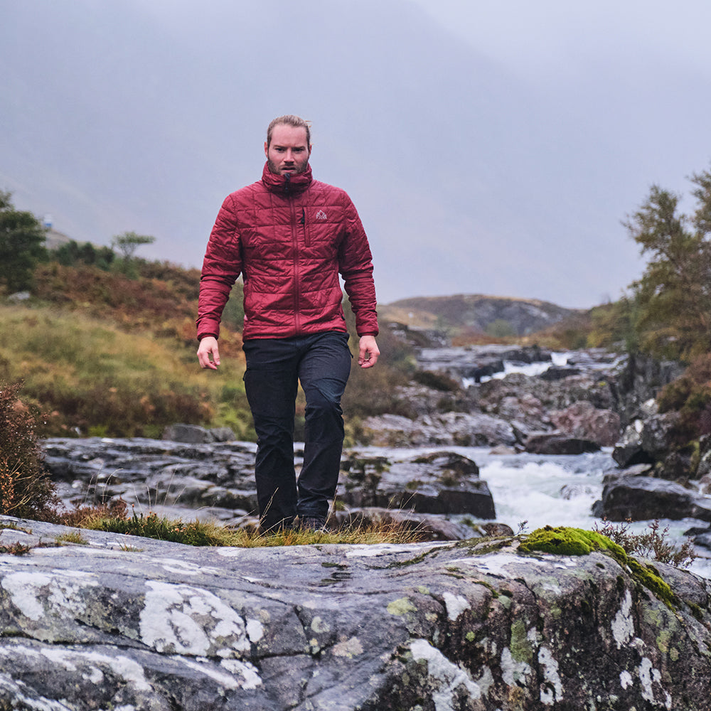 Fjern - Mens Skydda Eco Packable Insulated Jacket (Rust/Navy) | The Skydda is your lightweight, packable companion