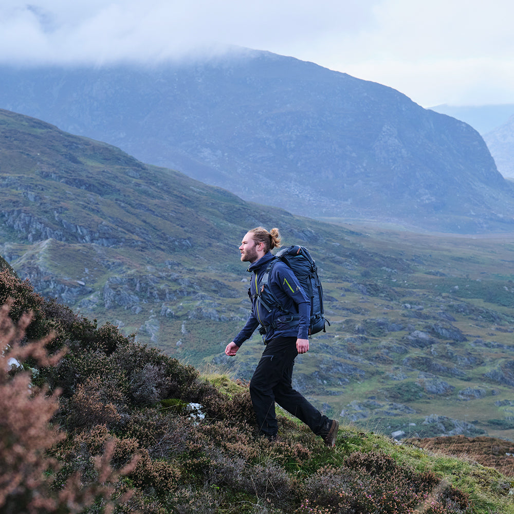 Fjern - Mens Syklon Stormfleece Hoodie (Storm/Lime) | Conquer any adventure with a hoodie designed for peak performance
