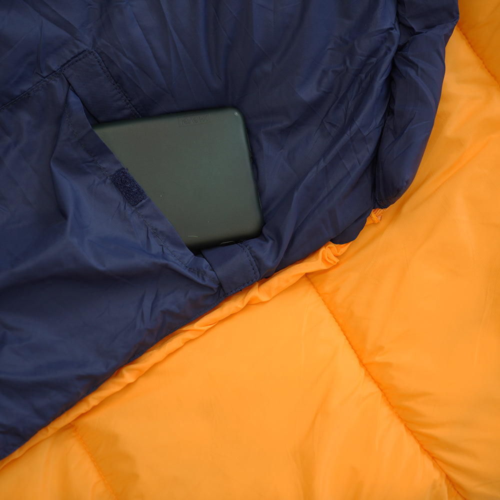 Navy) | The Snarka 240 is a lightweight synthetic sleeping bag equipped for diverse climates