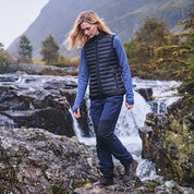 Fjern - Womens Aktiv Down Gilet (Stealth) | Gear up your alpine performance with the Aktiv Gilet, a versatile and lightweight insulated layer that offers core warmth without the bulk