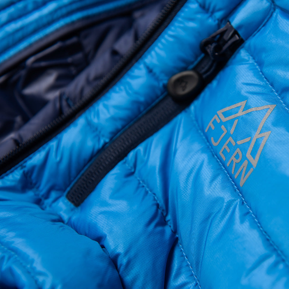 Fjern - Womens Aktiv Down Hooded Jacket (Cobalt/Navy) | Venture further with the Aktiv, a versatile and lightweight insulated layer that offers exceptional warmth in a compact package