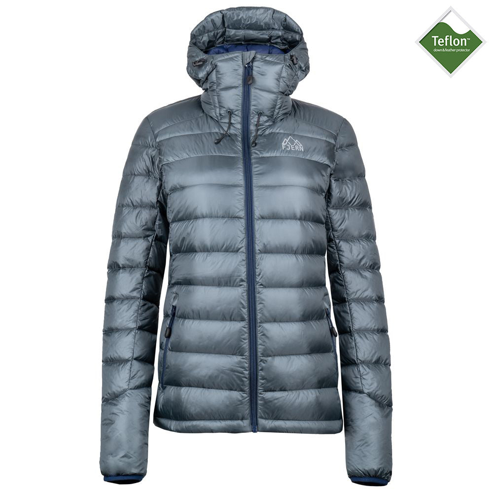 Navy) | The Arktis II is an incredibly versatile insulated layer that stands strong in brutal conditions
