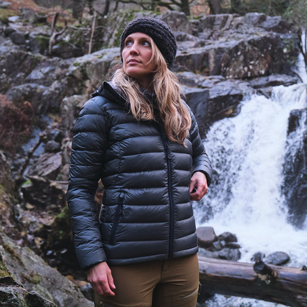 Navy) | The Arktis II is an incredibly versatile insulated layer that stands strong in brutal conditions