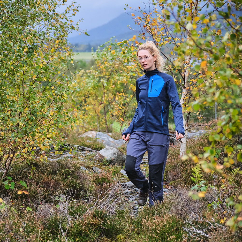 Cobalt) | Designed for the unpredictable alpine conditions, the Bresprekk features Thermal Stretch Grid Fleece that offers exceptional warmth, breathability, and a comfortable fit