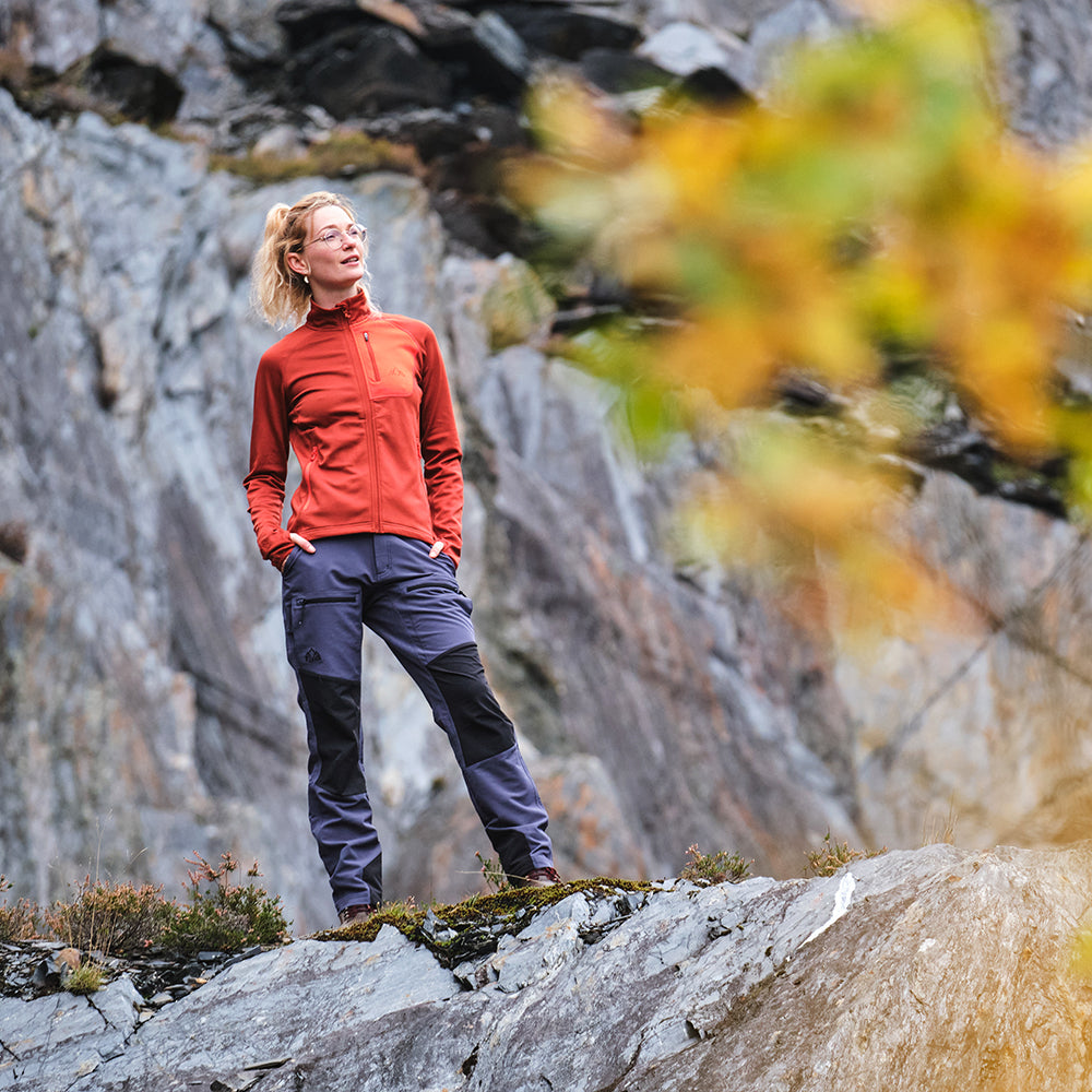 Orange) | Designed for the unpredictable alpine conditions, the Bresprekk features Thermal Stretch Grid Fleece that offers exceptional warmth, breathability, and a comfortable fit