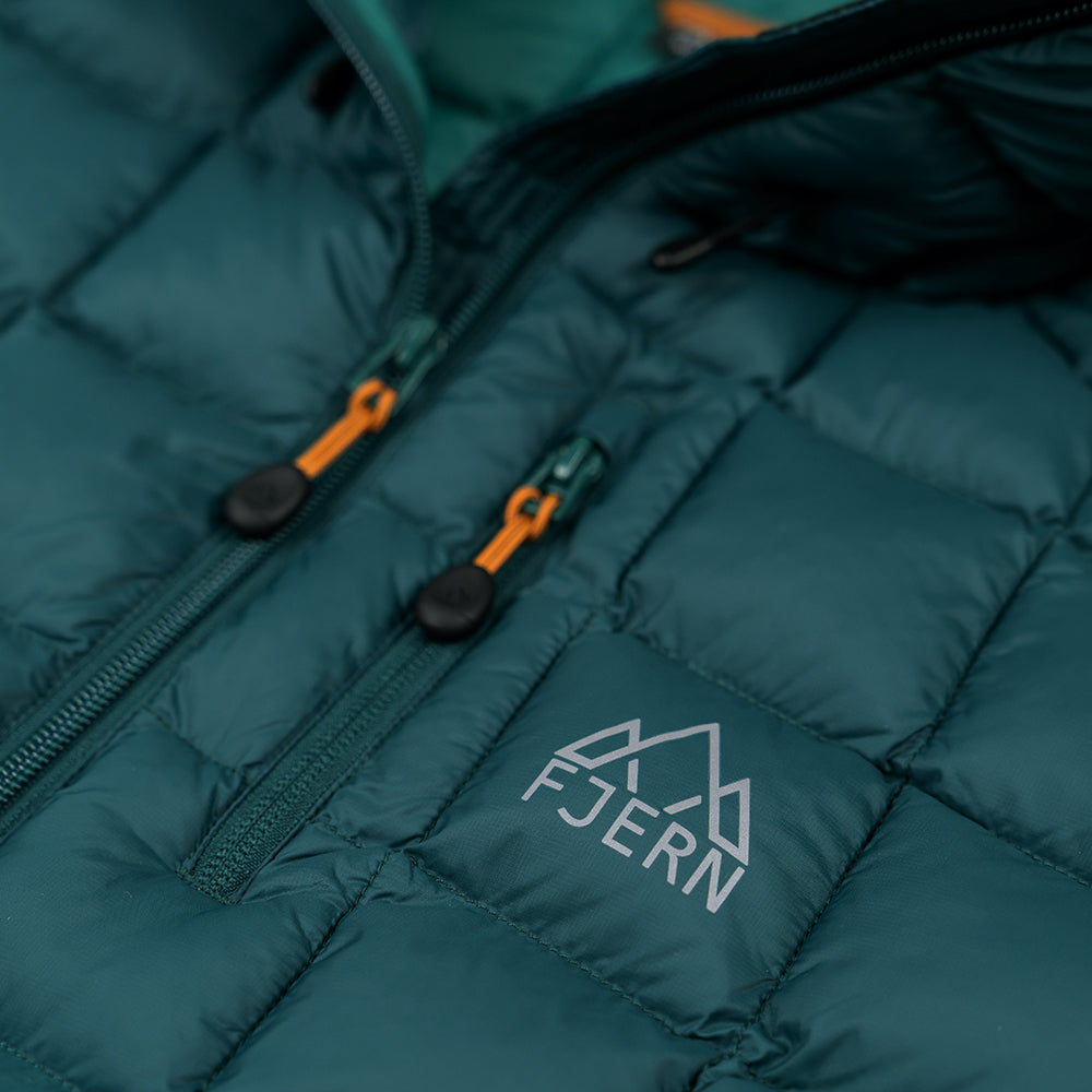 Fjern - Womens Eldur Eco Insulated Jacket (Emerald) | The Eldur Jacket is your essential lightweight, warm, and sustainable choice for outdoor adventures