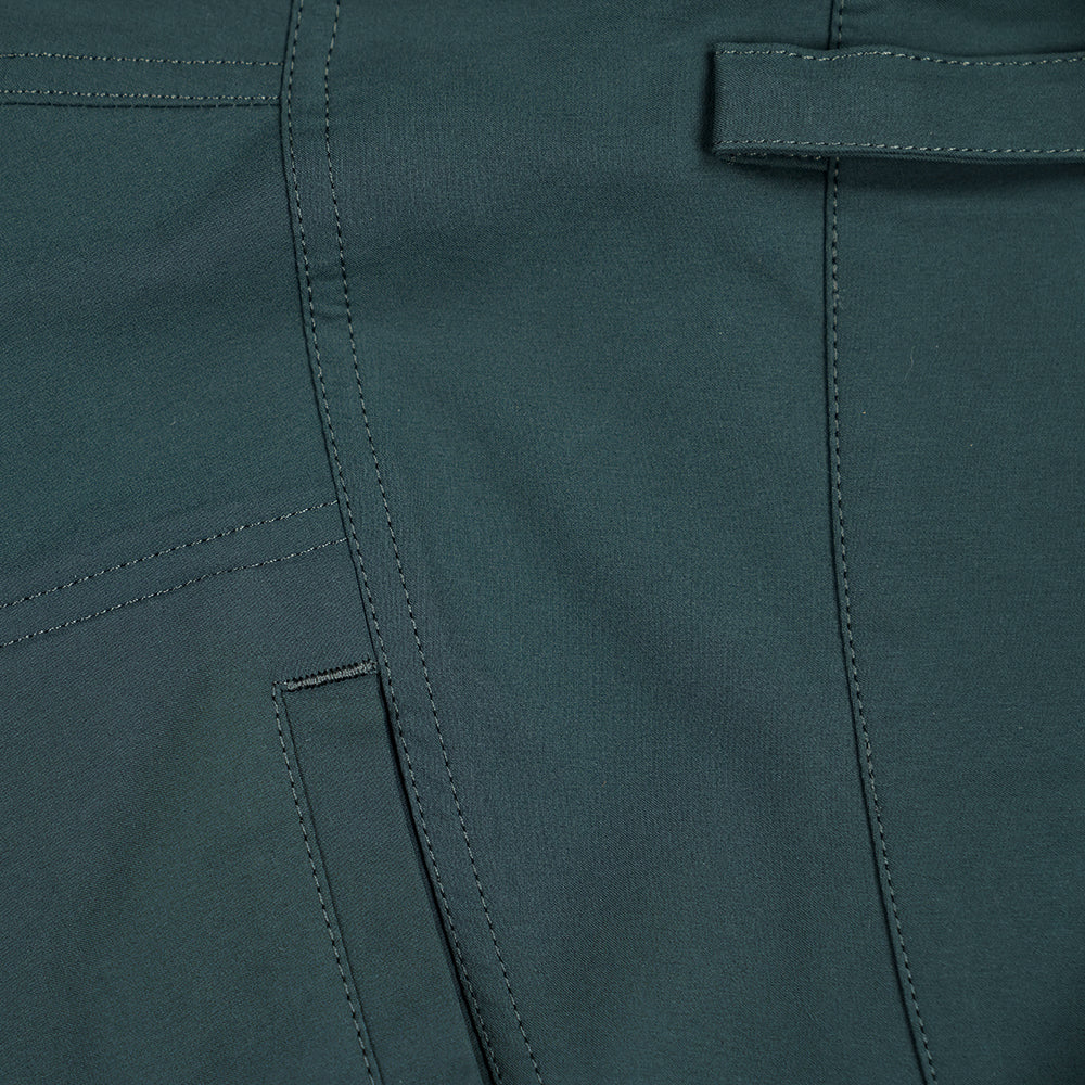 Fjern - Womens Klatring Softshell Shorts (Pine) | Our Klatring Shorts are designed for the avid hiker and adventurer