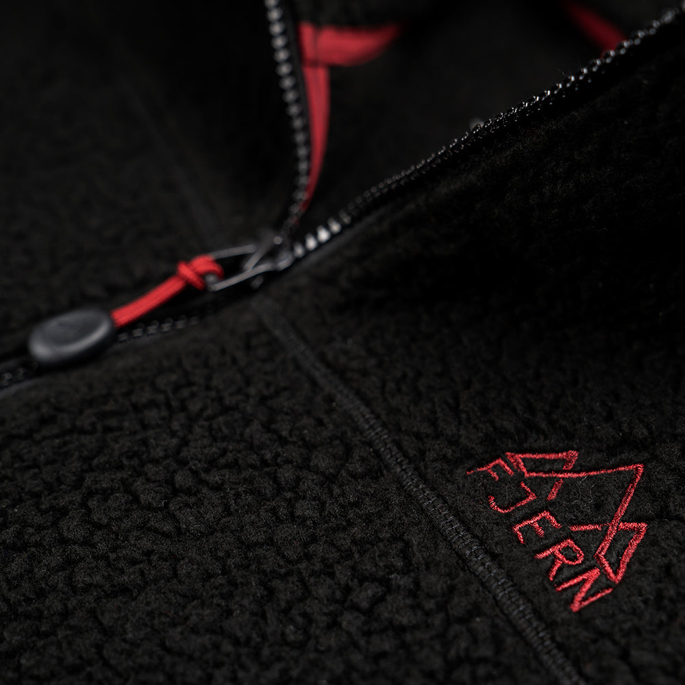 Fjern - Womens Koselig Polartec Fleece Jacket (Black/Rust) | Stay warm and cosy on your alpine adventures with our mid-layer Polartec fleece
