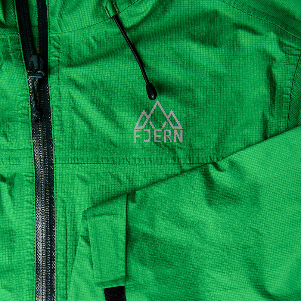 Womens Skjold Packable Waterproof Jacket (Green/Pine)